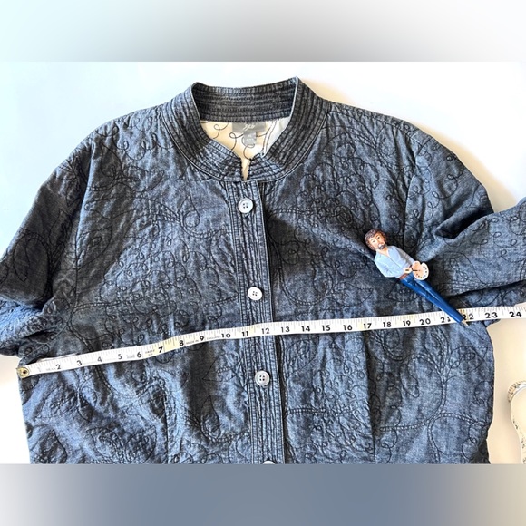 J.Jill Quilted Blue Chambray Jacket - Picture 8 of 10